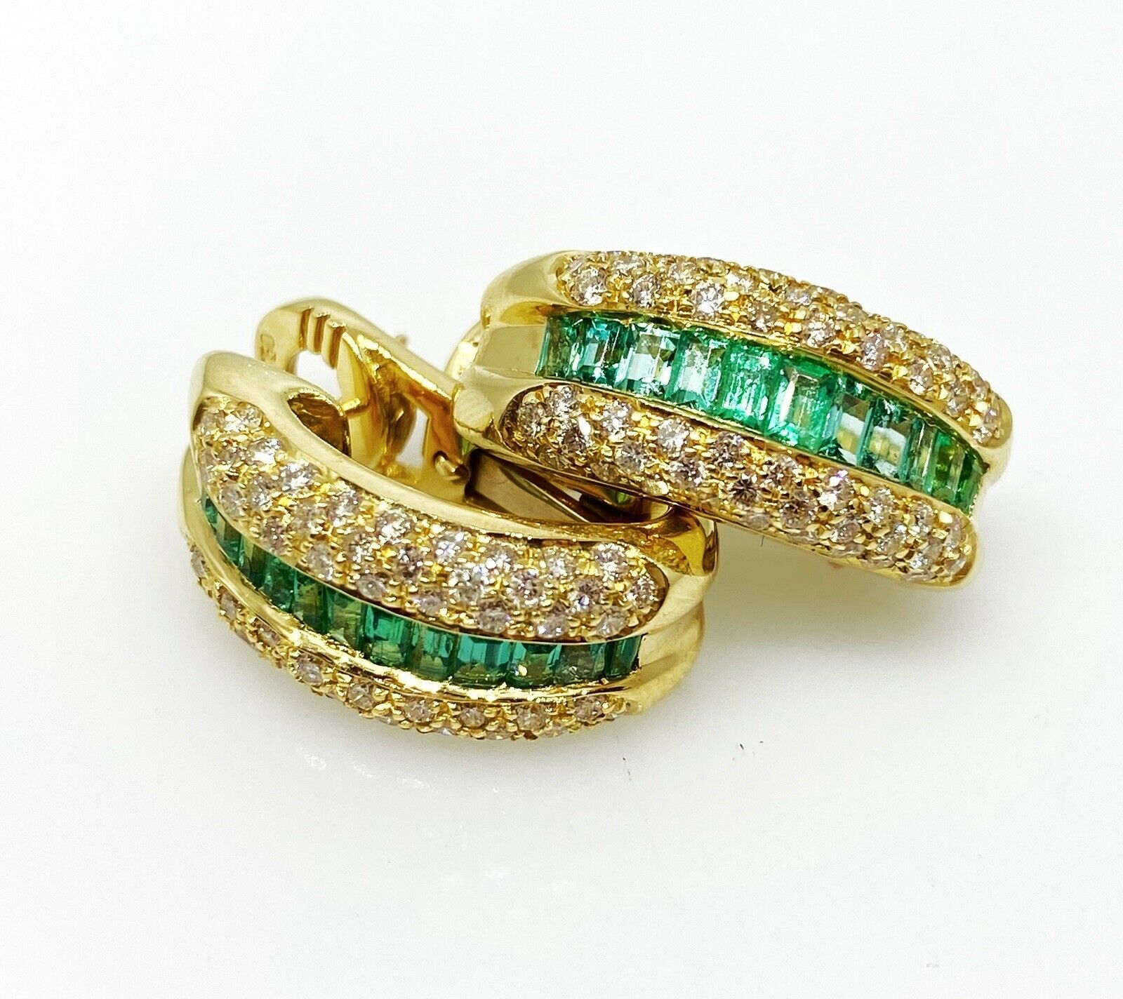 Emerald And Diamond Half Hoop Earrings In 18k Yellow Gold Hm2214